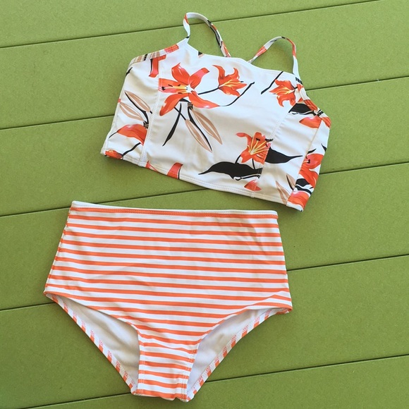 Floral Print and Striped Bikini 🍍 - Picture 5 of 5